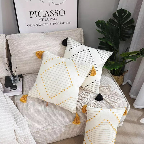 Housse de Coussin Boho à Pompons