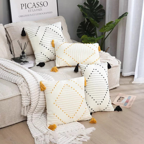 Housse de Coussin Boho à Pompons